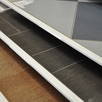 Bodenfliesen in Holzoptik